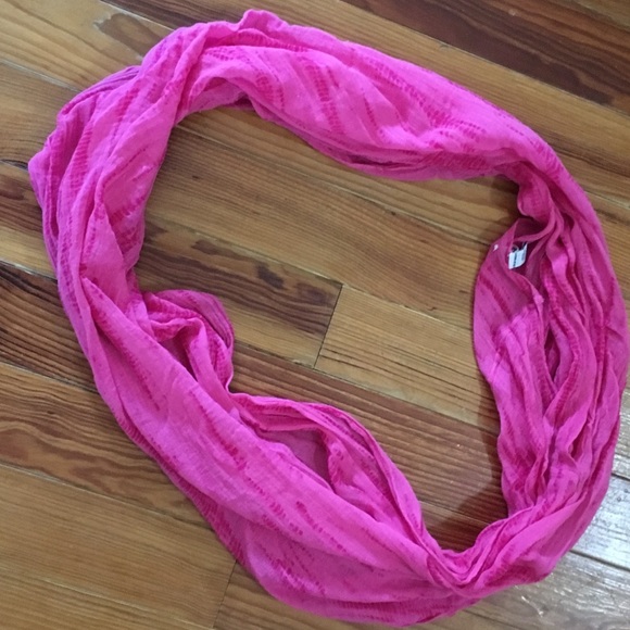 Pink Infinity Scarf - Picture 4 of 4